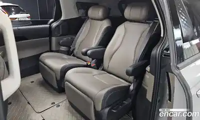Kia Carnival 2025 2.2 автомат (гидро), миниатюра 11