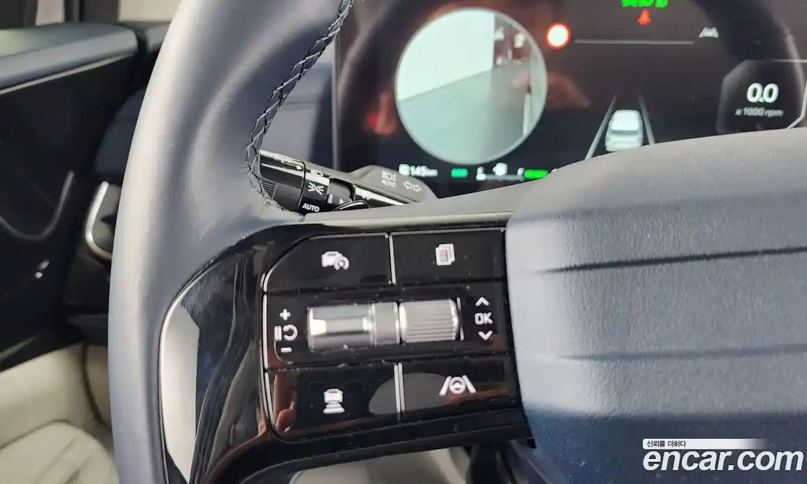 Kia Carnival 2025 1.6 автомат (гидро), фото 23