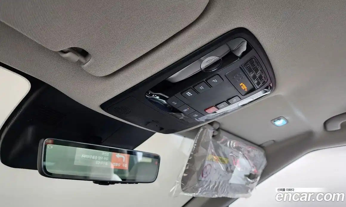 Kia Carnival 2025 1.6 автомат (гидро), фото 27