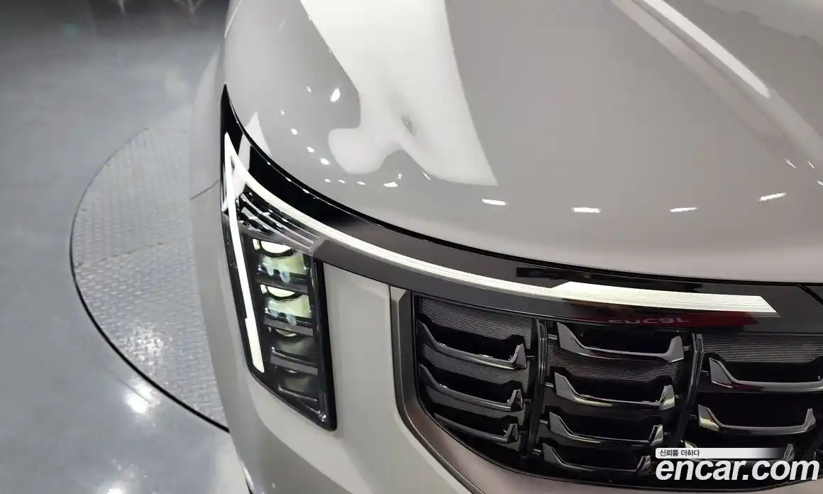 Kia Carnival 2025 1.6 автомат (гидро), фото 8