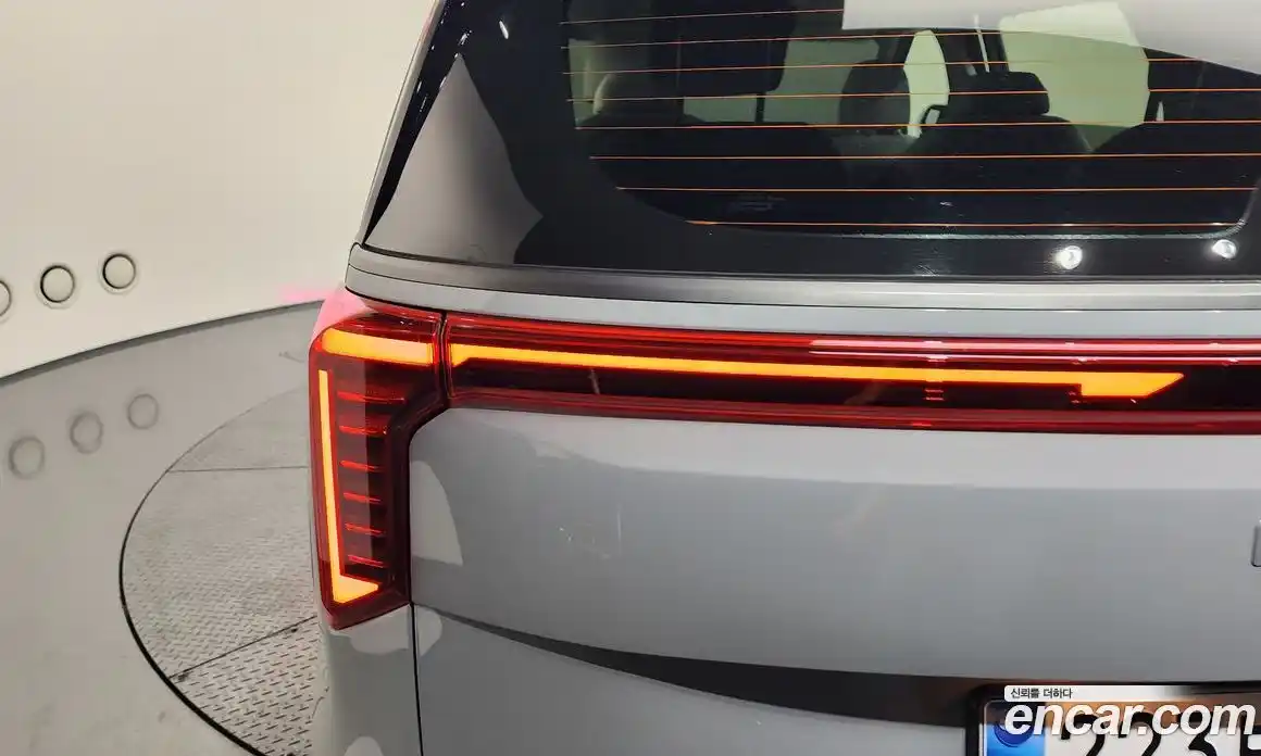 Kia Carnival 2025 1.6 автомат (гидро), фото 9