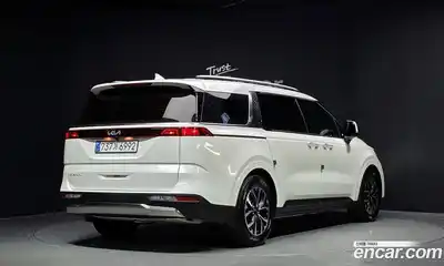 Kia Carnival 2023 2.2 автомат (гидро), миниатюра 2