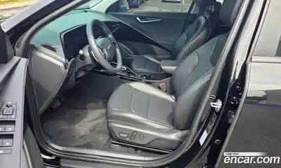 Kia Niro 2023 0.4 автомат (гидро), миниатюра 7