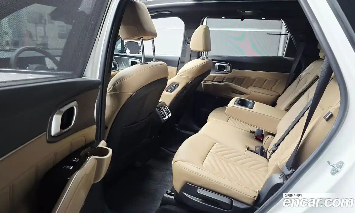 Kia Sorento 2024 1.6 автомат (гидро), фото 17