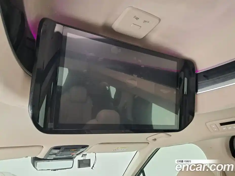 Kia Carnival 2024 2.2 автомат (гидро), фото 15