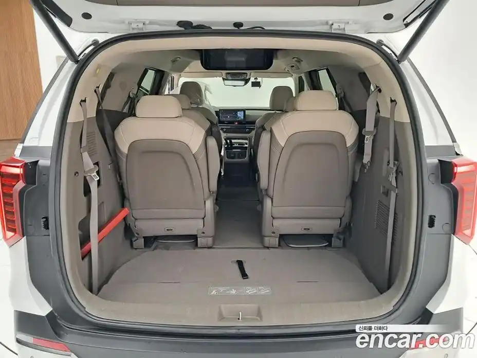 Kia Carnival 2024 2.2 автомат (гидро), фото 17
