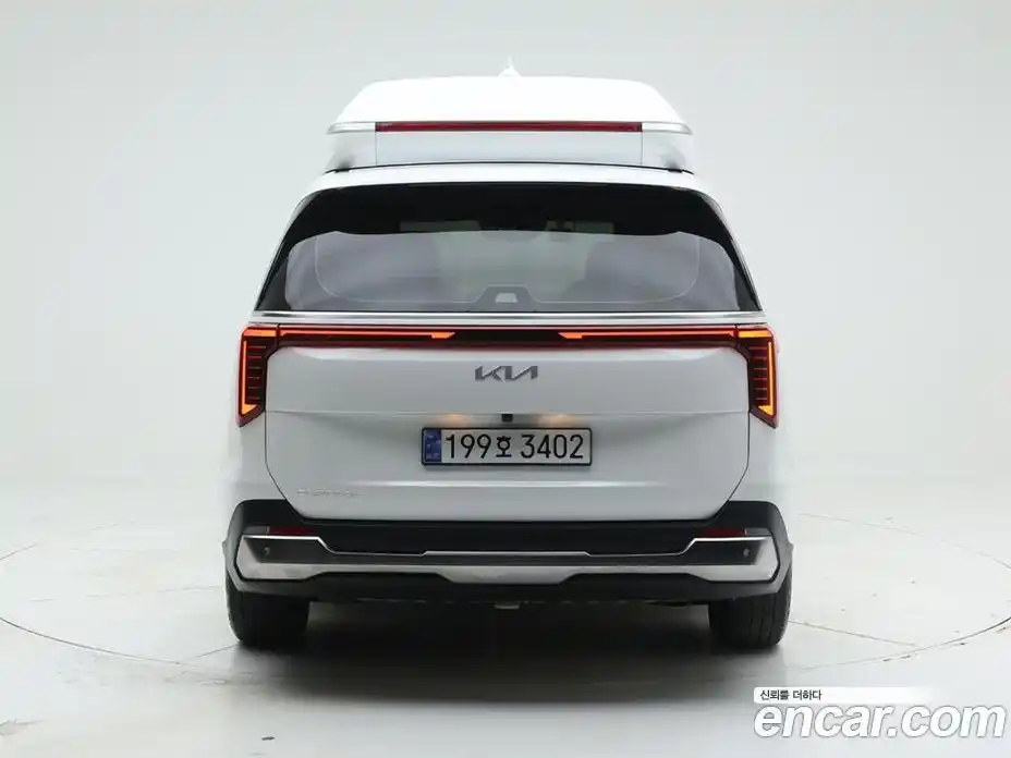 Kia Carnival 2024 2.2 автомат (гидро), фото 5