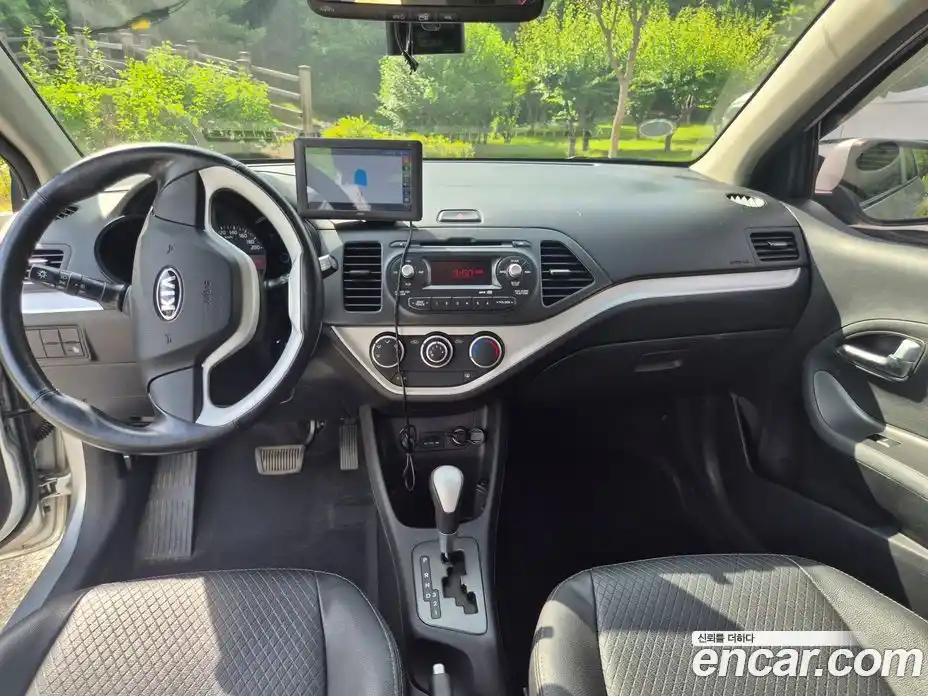 Kia Morning 2013 1.0 автомат (гидро), фото 18