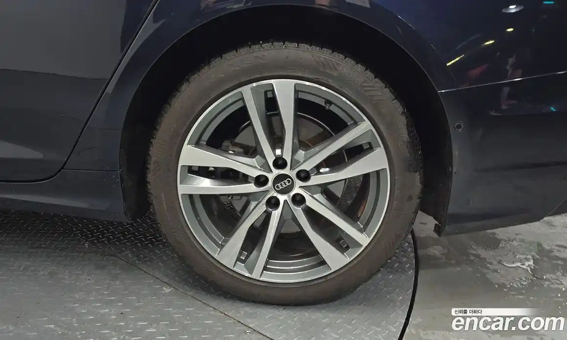 Audi A6 2021 2.0 автомат (гидро), фото 27