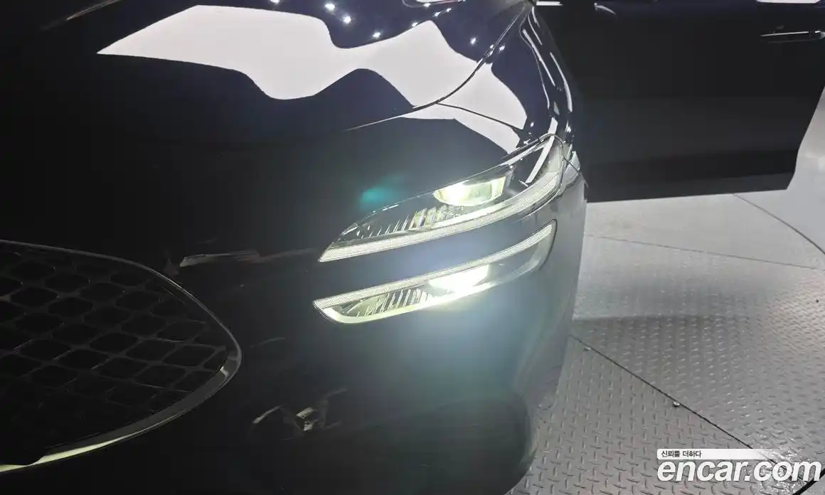 Genesis G70 2025 2.5 автомат (гидро), фото 8