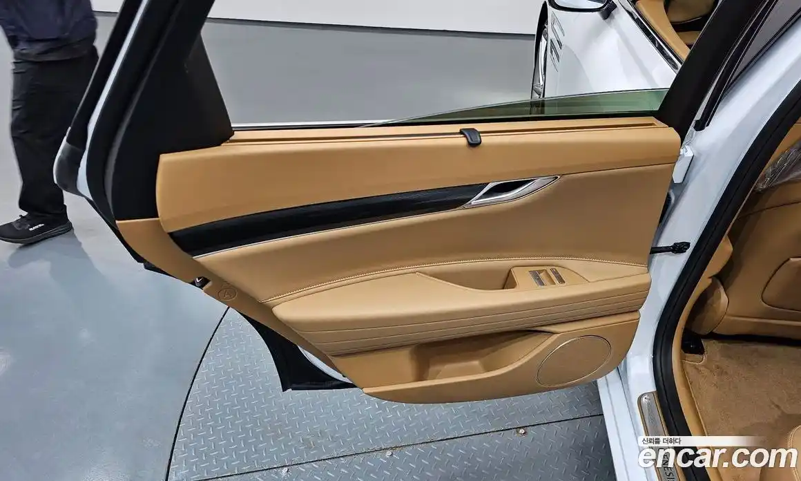 Genesis G80 2024 2.5 автомат (гидро), фото 15