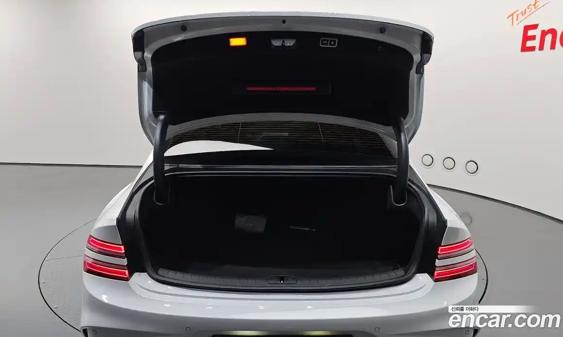 Genesis G80 2024 2.5 автомат (гидро), фото 24