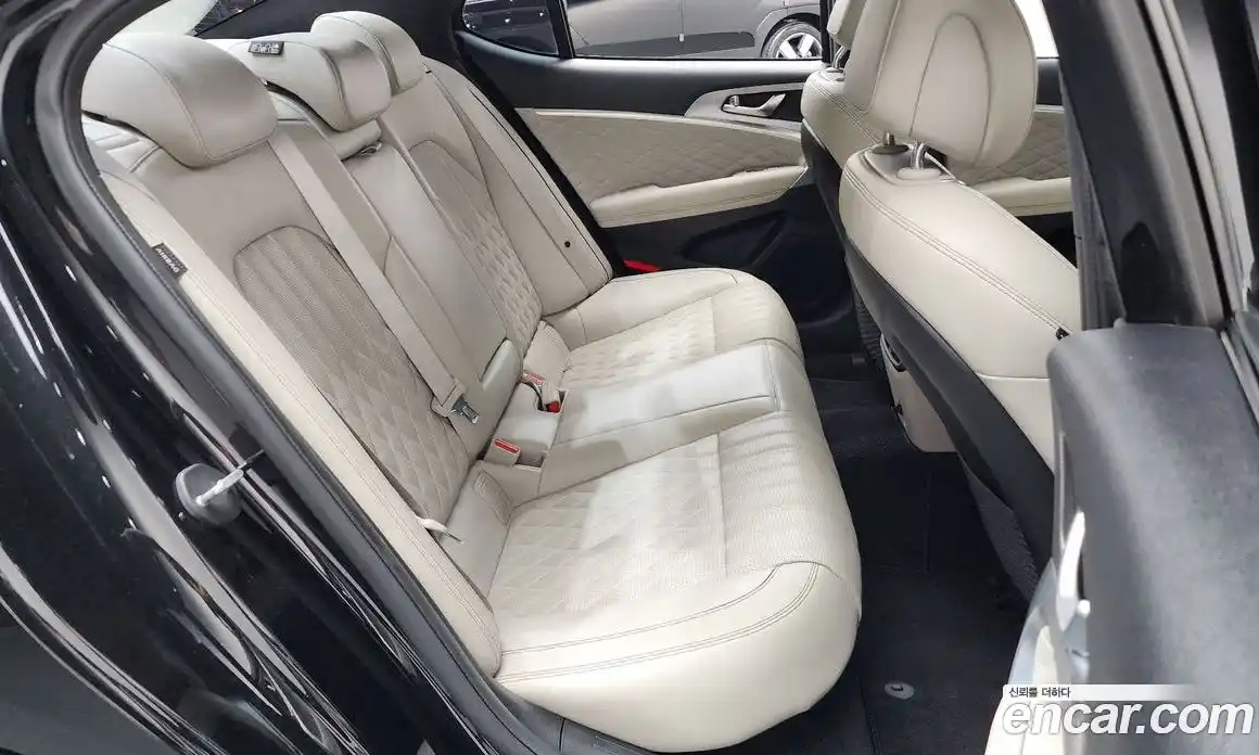 Genesis G70 2021 3.3 автомат (гидро), фото 12