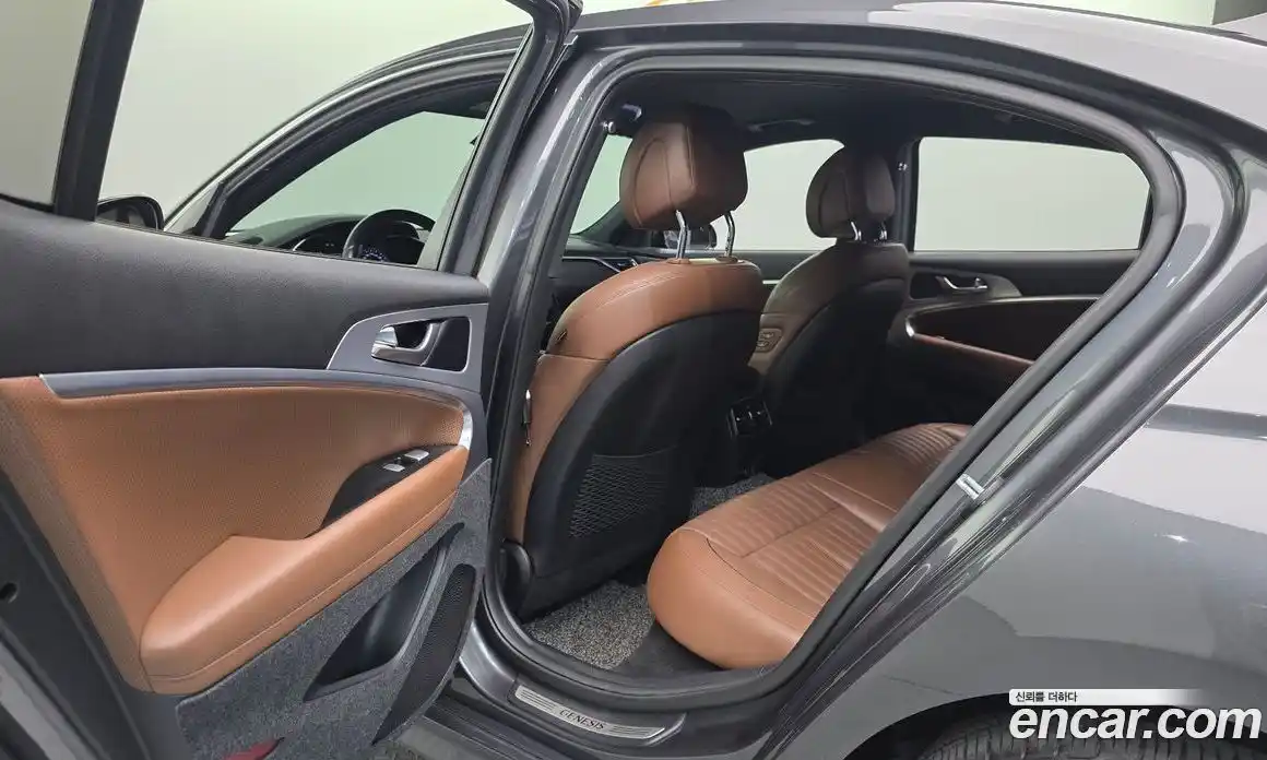 Genesis G70 2018 2.0 автомат (гидро), фото 16