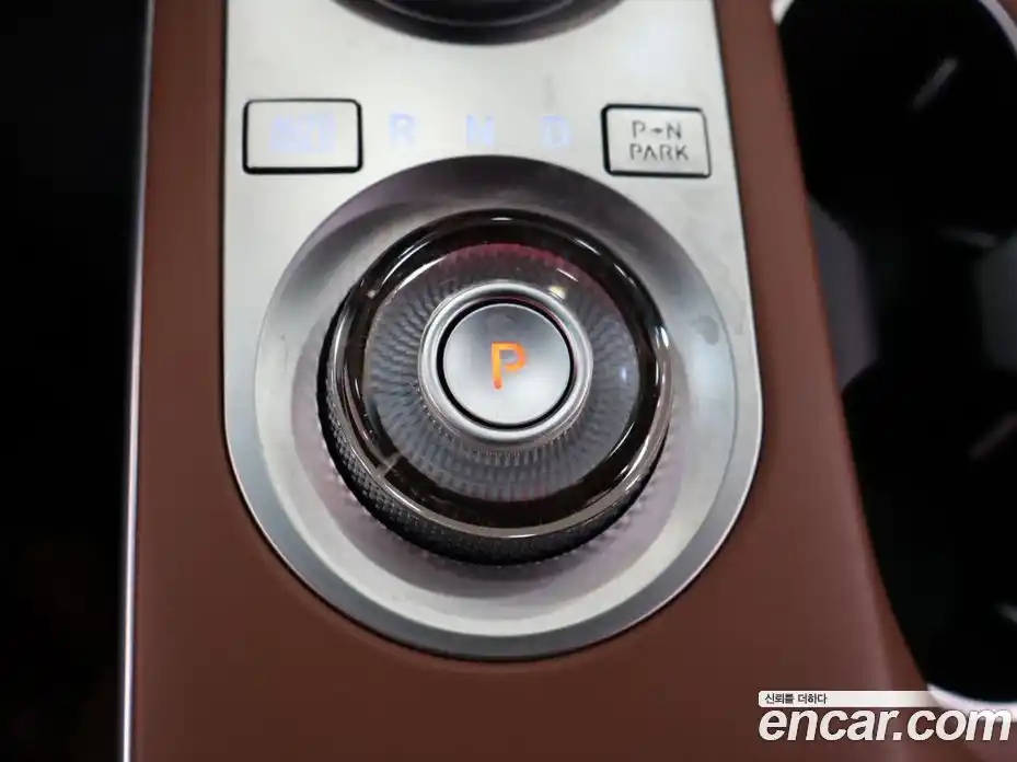 Genesis GV70 2022 2.5 автомат (гидро), фото 13