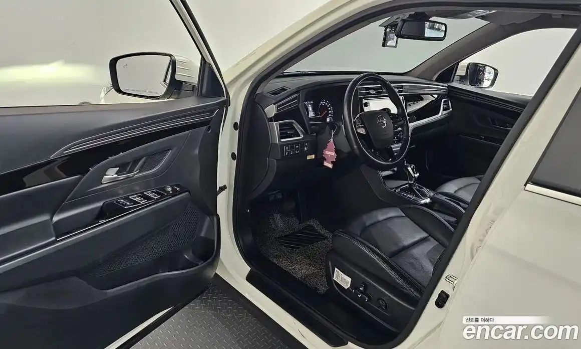 SsangYong Korando 2020 1.5 автомат (гидро), фото 10