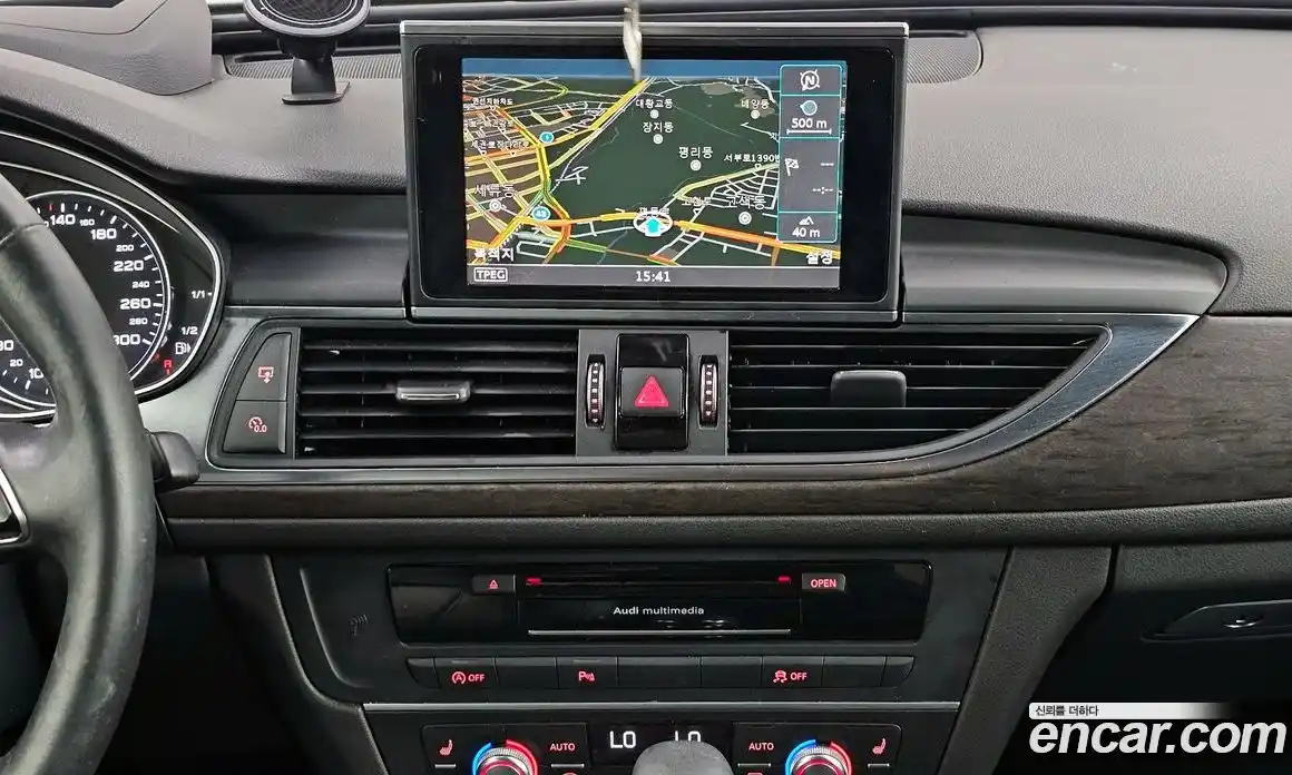 Audi A6 2018 2.0 автомат (гидро), фото 14