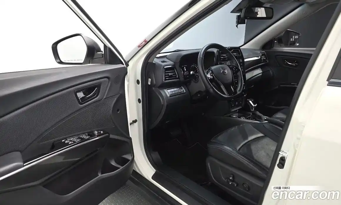 SsangYong TIBOLI 2022 1.5 автомат (гидро), фото 10