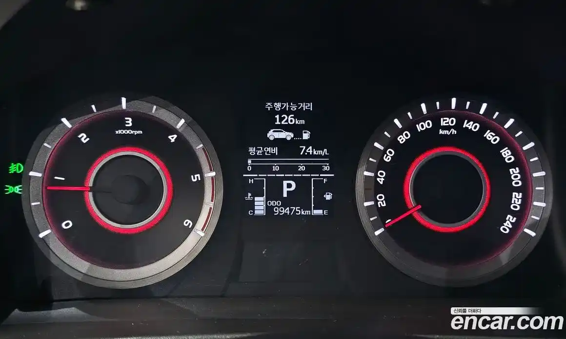 SsangYong Korando 2015 2.2 автомат (гидро), фото 11