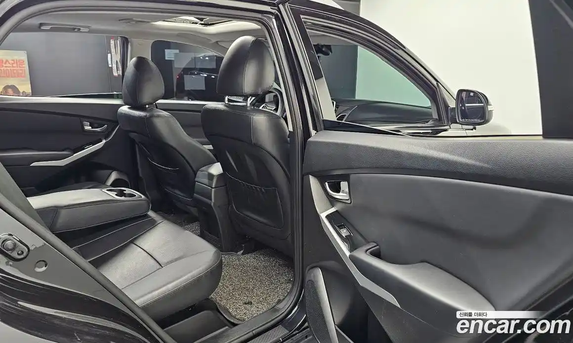 SsangYong Korando 2015 2.2 автомат (гидро), фото 17
