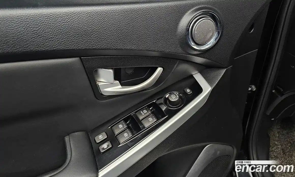 SsangYong Korando 2015 2.2 автомат (гидро), фото 19
