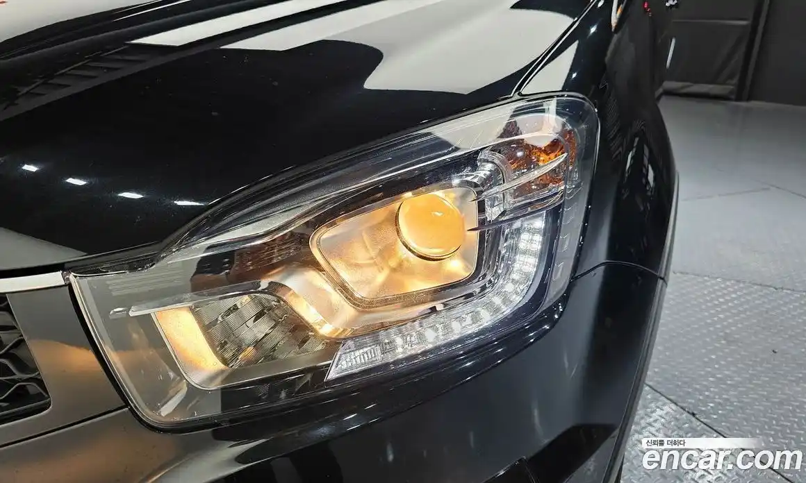 SsangYong Korando 2015 2.2 автомат (гидро), фото 8