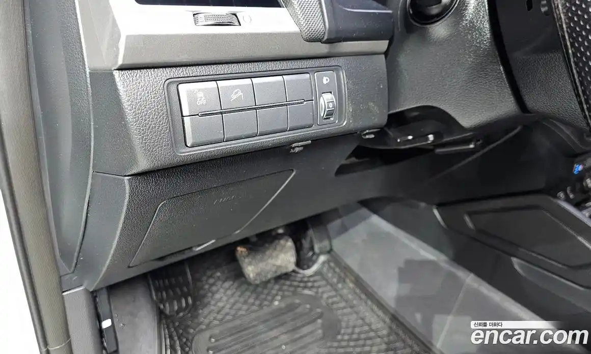 SsangYong Rexton 2018 2.2 автомат (гидро), фото 24