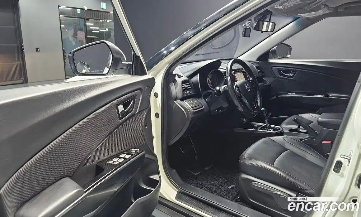 SsangYong TIBOLI 2016 1.6 автомат (гидро), фото 13