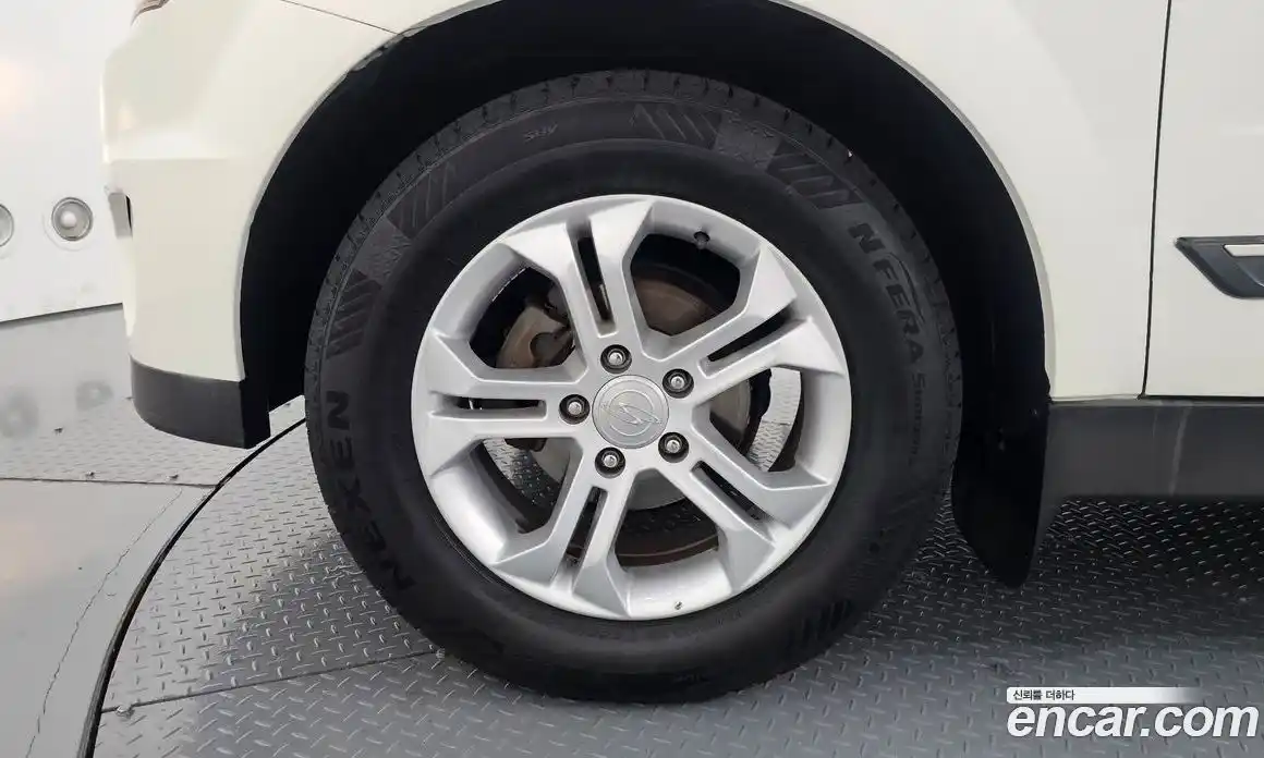 SsangYong Korando 2013 2.0 автомат (гидро), фото 5