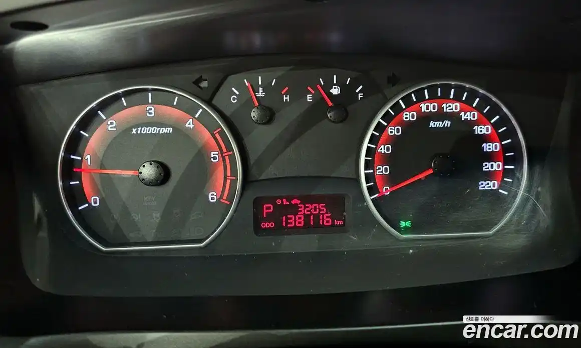SsangYong Korando 2013 2.0 автомат (гидро), фото 8