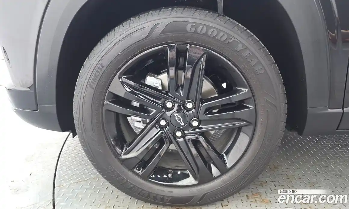 Chevrolet Trax 2023 1.2 автомат (гидро), фото 5