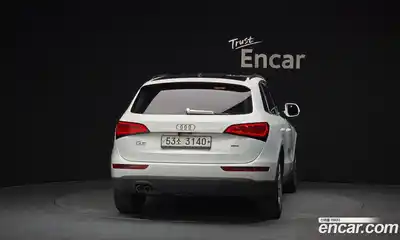 Audi Q5 2009 2.0 автомат (гидро), миниатюра 4