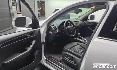 Audi Q5 2009 2.0 автомат (гидро), миниатюра 10