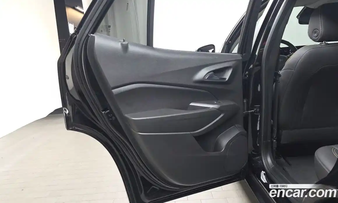 Chevrolet Trax 2023 1.2 автомат (гидро), фото 15