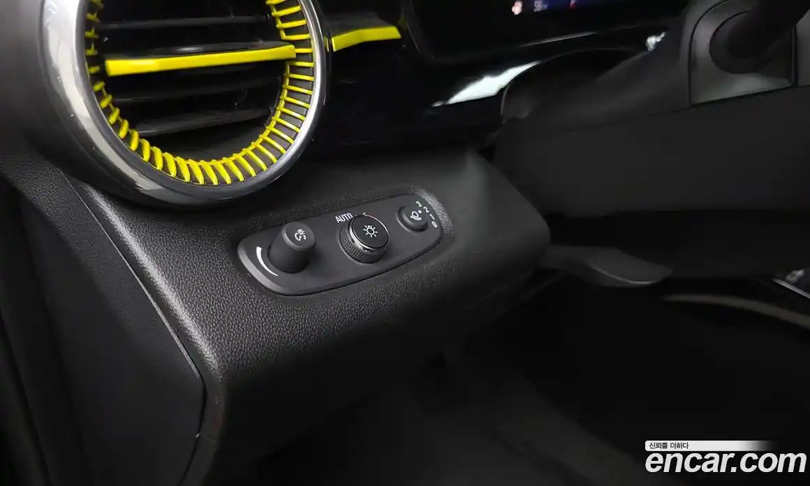 Chevrolet Trax 2023 1.2 автомат (гидро), фото 29
