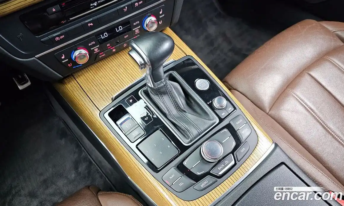 Audi A7 2012 3.0 автомат (гидро), фото 9
