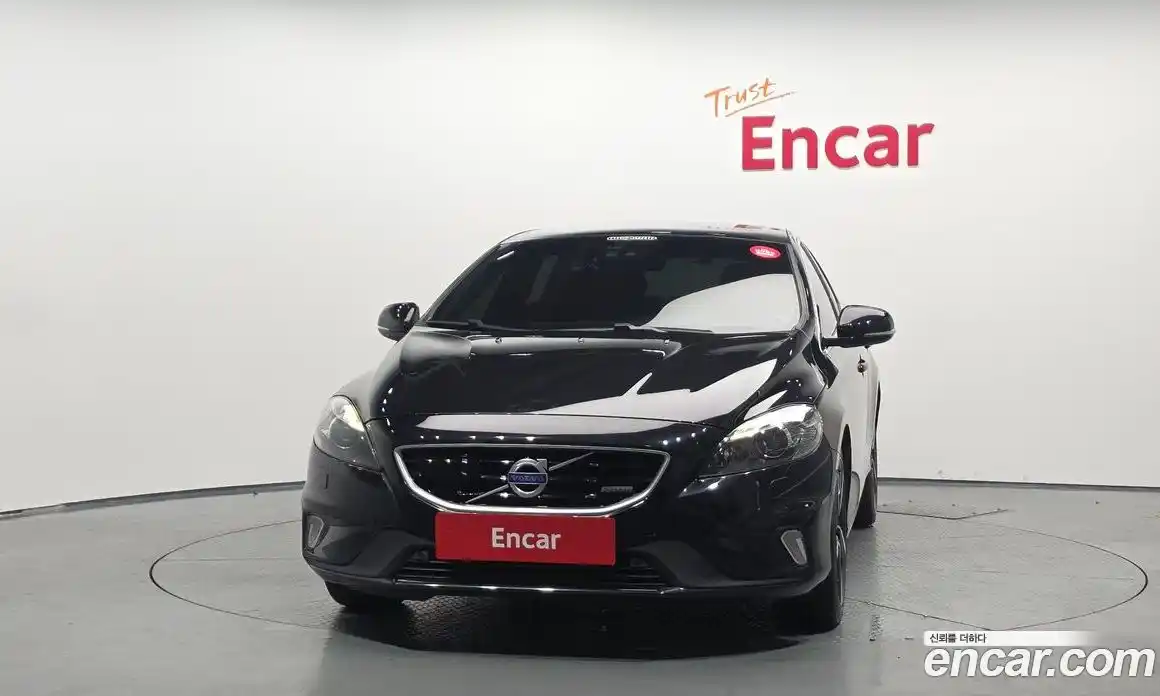 Volvo V40 2015 2.0 автомат (гидро), фото 3
