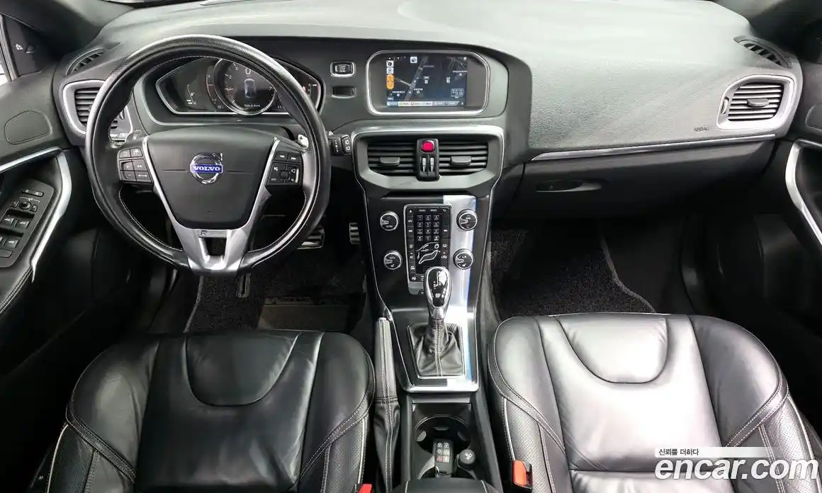 Volvo V40 2015 2.0 автомат (гидро), фото 7