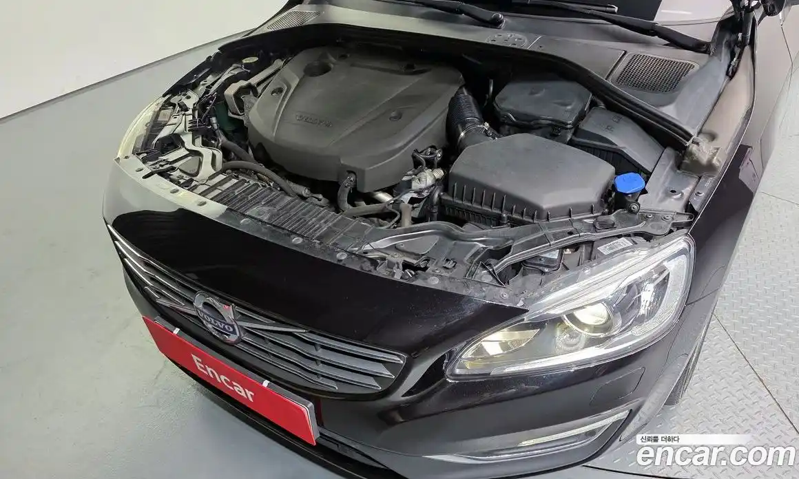 Volvo S60 2015 2.0 автомат (гидро), фото 6