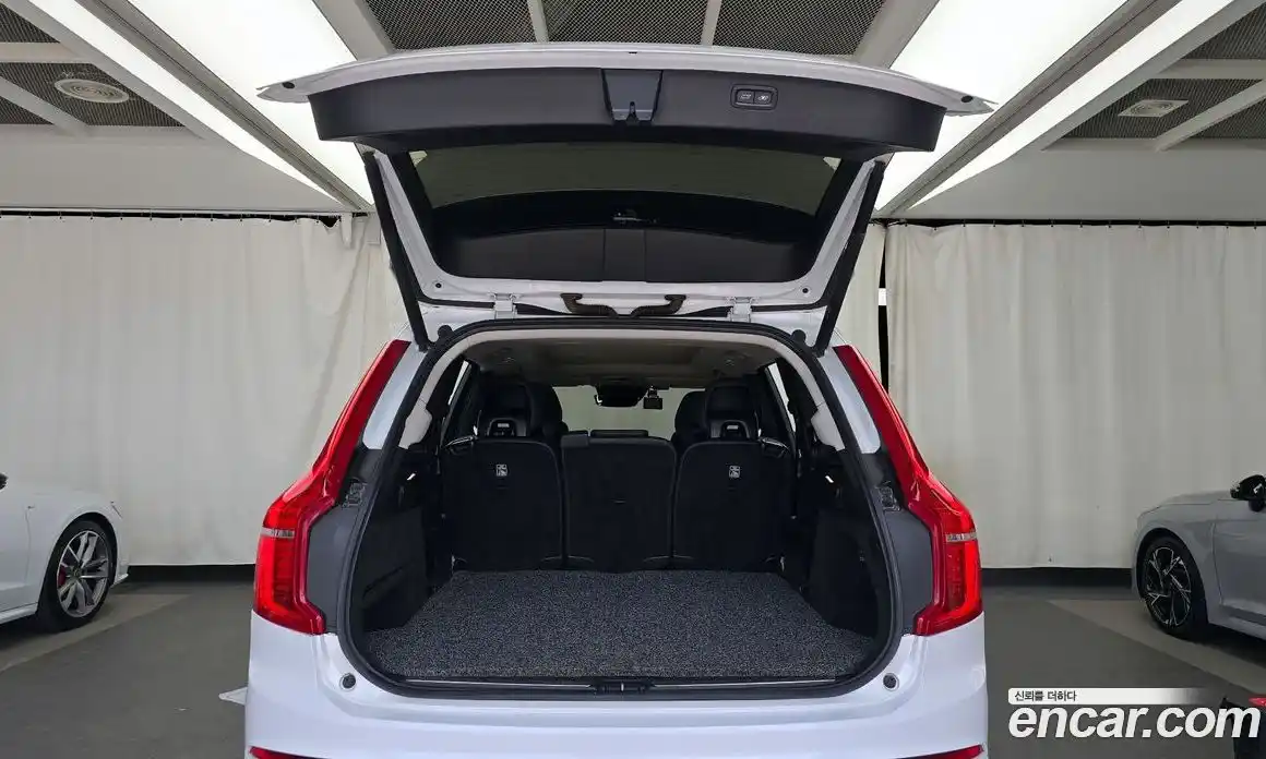Volvo XC90 2017 2.0 автомат (гидро), фото 20