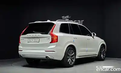 Volvo XC90 2017 2.0 автомат (гидро), миниатюра 2