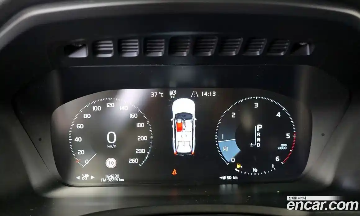 Volvo XC90 2017 2.0 автомат (гидро), фото 8