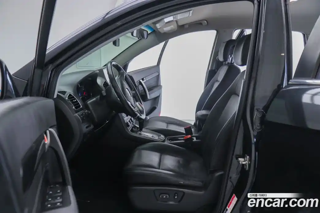 Chevrolet Captiva 2013 2.0 автомат (гидро), фото 8