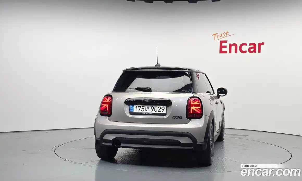Mini Cooper 2021 1.5 автомат (гидро), фото 4