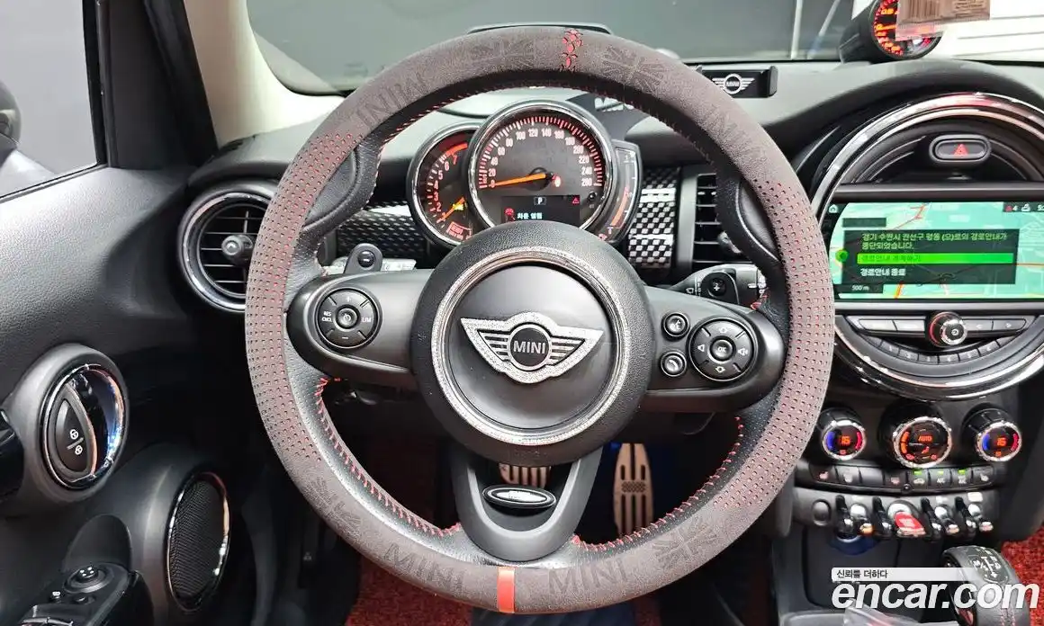Mini Cooper 2018 2.0 автомат (гидро), фото 18