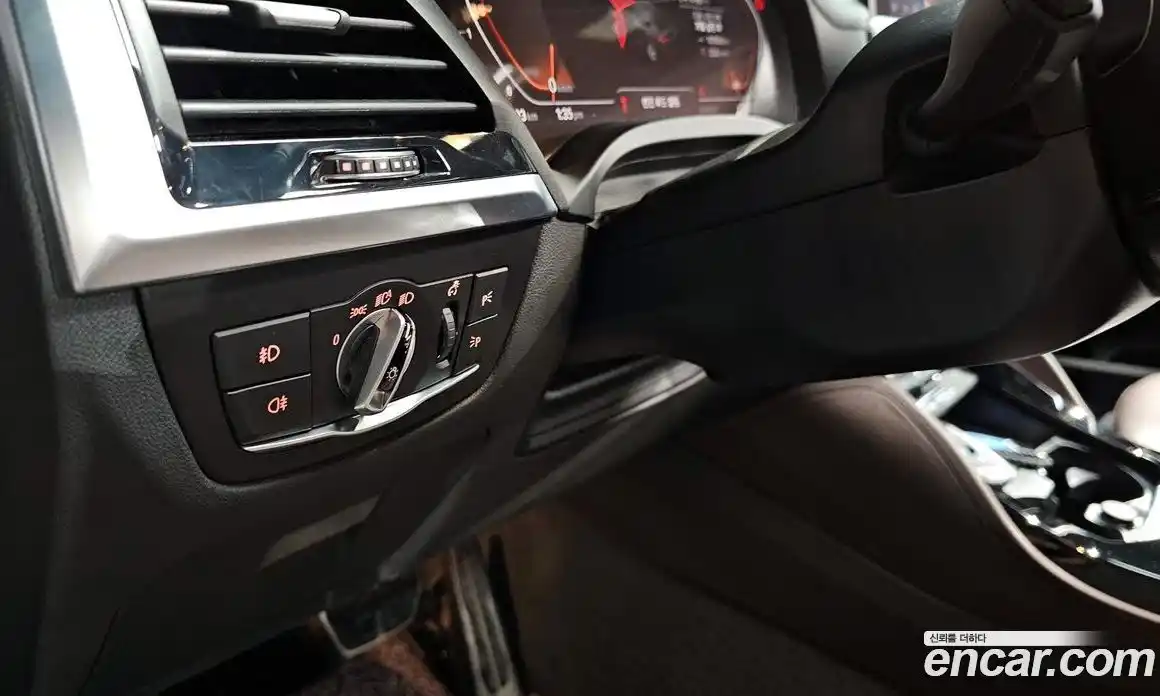 BMW X4 2021 2.0 автомат (гидро), фото 27