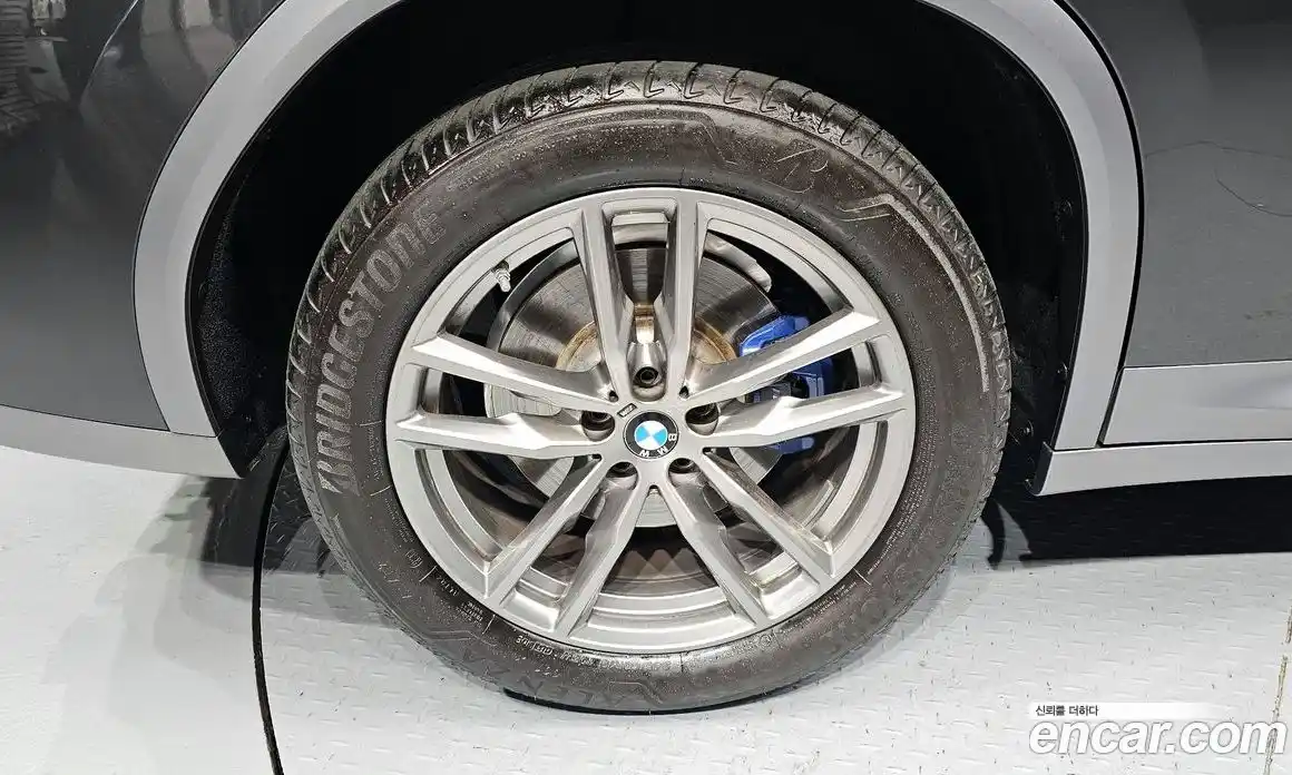 BMW X4 2021 2.0 автомат (гидро), фото 5