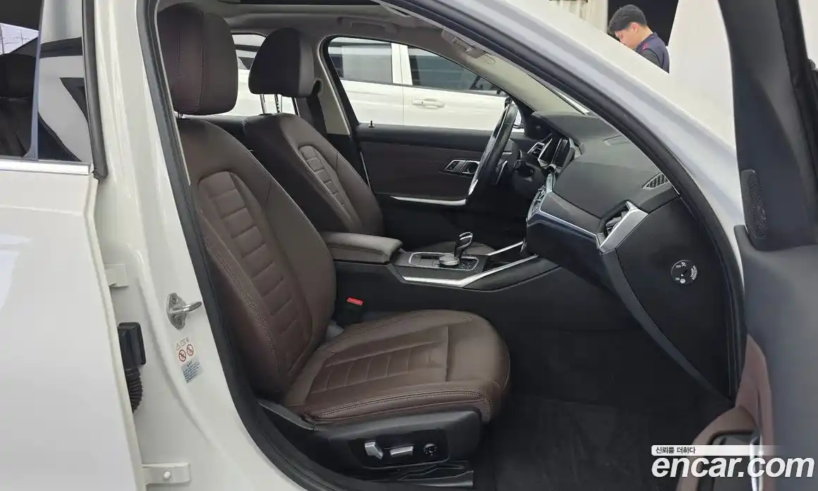 BMW 3 серия 2020 2.0 автомат (гидро), фото 16