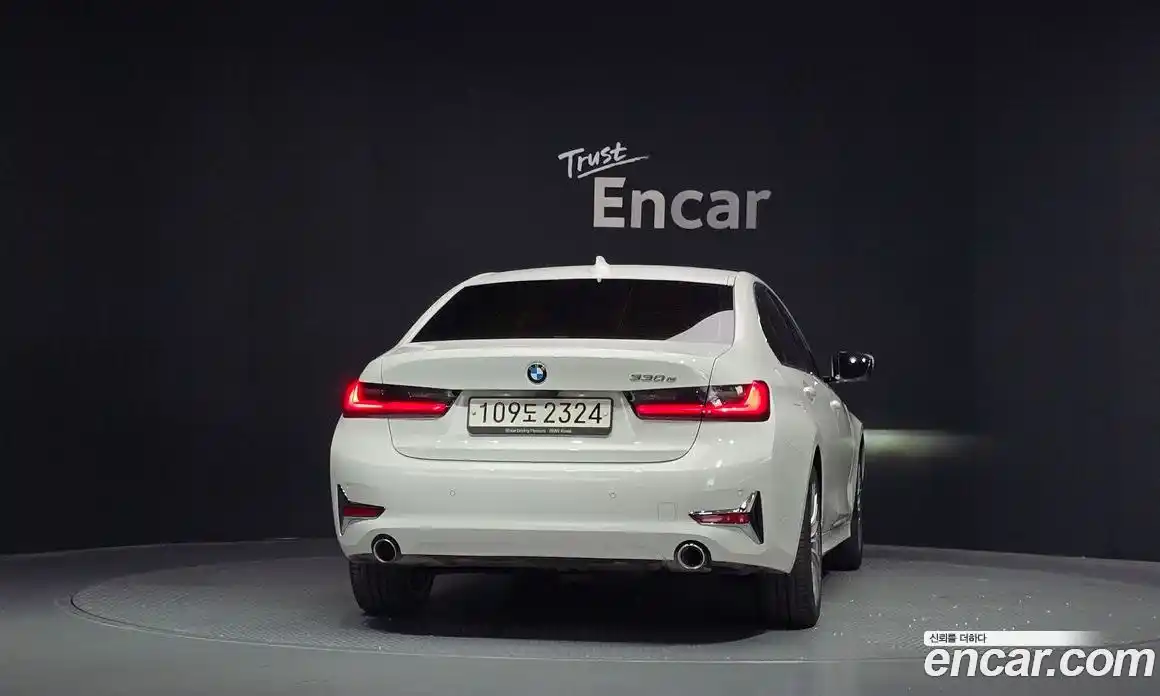 BMW 3 серия 2020 2.0 автомат (гидро), фото 4