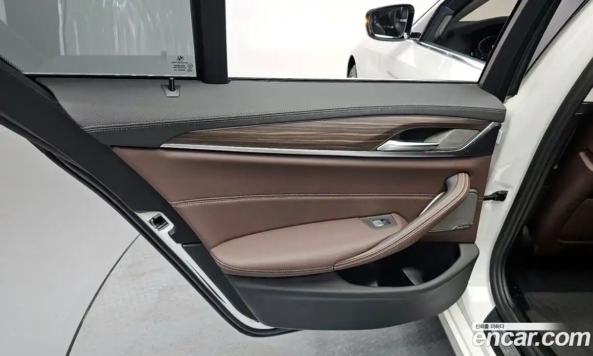 BMW 5 серия 2020 2.0 автомат (гидро), фото 15